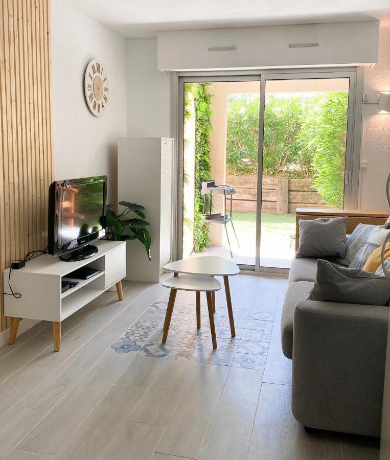 APPARTEMENT avec JARDIN, PISCINE, PLAGE, TENNIS Fréjus Extérieur photo