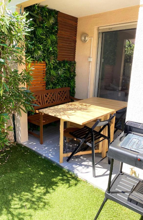 APPARTEMENT avec JARDIN, PISCINE, PLAGE, TENNIS Fréjus Extérieur photo