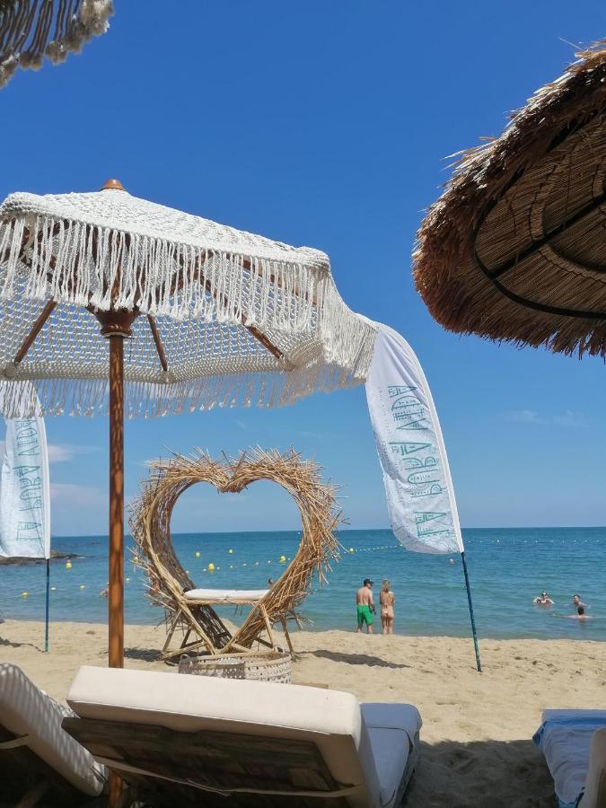APPARTEMENT avec JARDIN, PISCINE, PLAGE, TENNIS Fréjus Extérieur photo